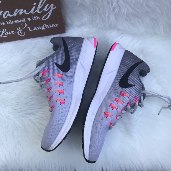 Nike Shoes - Nike Zoom Pegasus 33